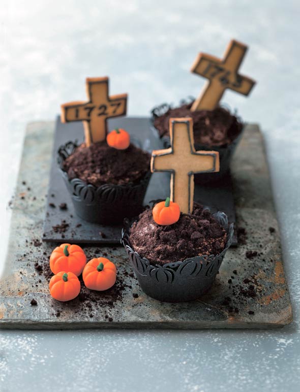 graveyard-cupcakes